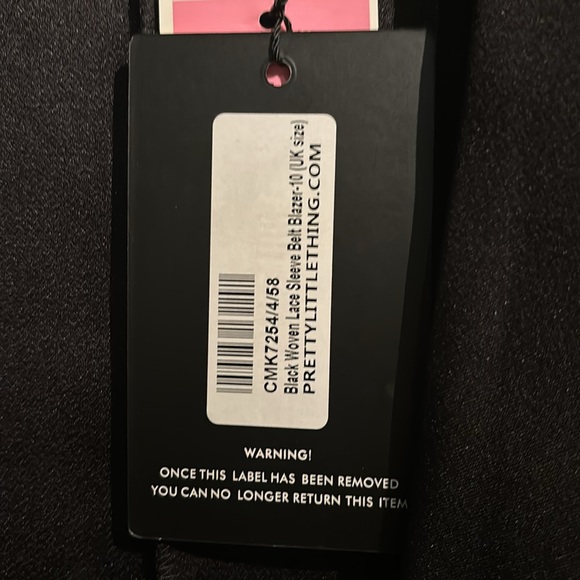 Pretty Little Thing Blazer - Picture 8 of 9